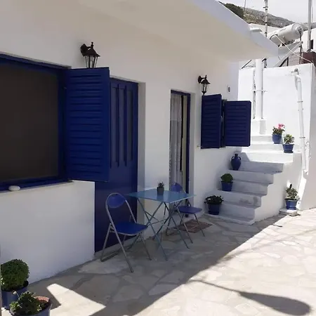 Holiday home Katerinas House Koronos